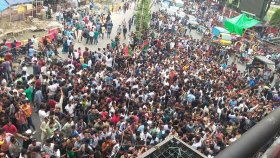 মিরপুর-১০ এ জ্যাম লাগিয়ে ছাত্রদলের আনন্দ মিছিল