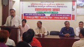 ‘জীবন দিলেও গণঅভ্যুত্থান শ্রমিকের জীবনে কোনও পরিবর্তন আনেনি’