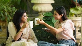 মা-মেয়ের গল্পে ‘তুমি রবে নীরবে’