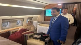 খালেদা জিয়াকে বহন করা এয়ার অ্যাম্বুলেন্স কাতা‌রে পৌঁ‌ছে‌ছে