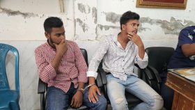 টাকার বিনিময়ে অন্যের হয়ে এসএসসি পরীক্ষা দিতে আসা দুই জন আটক
