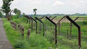বিএসএফের হাতে ৪ বাংলাদেশি আটক