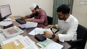 ছদ্মবেশে বিআরটিএ নারায়ণগঞ্জ কার্যালয়ে দুদক, দালাল সন্দেহে একজন আটক