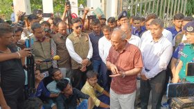 ‘সাবেক রাষ্ট্রপতির দেশত্যাগে জড়িতদের শাস্তি দিতে না পারলে আমি চলে যাবো’