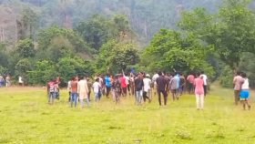 সিলেট সীমান্তে খেলার মাঠ নিয়ে স্থানীয়দের সঙ্গে বিএসএফের উত্তেজনা