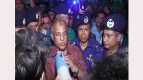 সৈয়দপুর বিমানবন্দরে স্বরাষ্ট্র উপদেষ্টার গাড়িবহর আটকে বিক্ষোভ