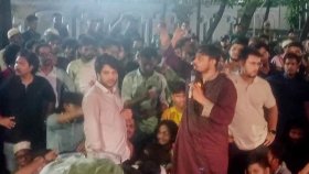 যমুনার সামনে মঞ্চ তৈরির ঘোষণা