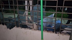 কাগজপত্রবিহীন মোটরসাইকেল ছাড়াতে এসে থানায় হামলা, আটক ৪