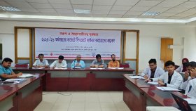 সিগারেটের ব্যবহার কমাতে মূল্যস্তর চার থেকে তিনে আনার দাবি