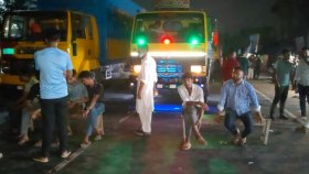 আ.লীগ নিষিদ্ধের দাবিতে ঢাকা-চট্টগ্রাম মহাসড়ক অবরোধ, ২০ কিলোমিটার যানজট