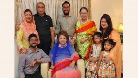 পরিবারের সদস্যদের সঙ্গে খালেদা জিয়ার একান্ত সময়