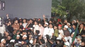 আন্দোলন সমাপ্ত ঘোষণা করলেন হাসনাত