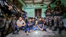 টেকনাফে ‘জিম্মিঘর’ থেকে ১৪ অপহৃত উদ্ধার
