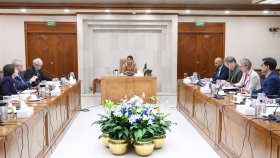 শ্রম সংস্কারের অগ্রগতি সম্পর্কে কূটনীতিকদের অবহিত করলেন বিশেষ দূত লুৎফে সিদ্দিকী
