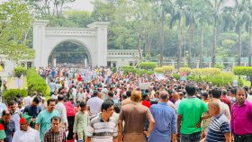 ইশরাককে মেয়র পদে বসানোর দাবিতে লাগাতার অবস্থান কর্মসূচির ঘোষণা