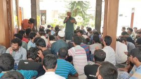 কুয়েটে অচলাবস্থা: আবারও অবস্থানে শিক্ষার্থীরা, দাবিতে অনড় শিক্ষকরা