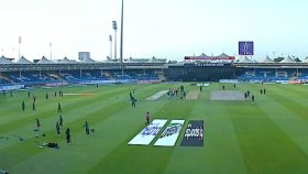 টসে হেরে ব্যাটিংয়ে বাংলাদেশ