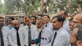 তিন আসামিকে খালাস, রায় ‘মেনে নিতে পারছেন না’ শিশুটির মা
