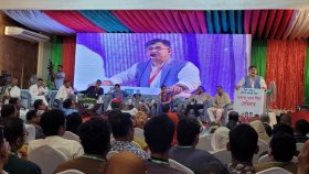 ‘ক্ষমতায় গেলে মাতৃভাষার পাশাপাশি আরও দুটি ভাষা শিক্ষা দেওয়ার উদ্যোগ নেবো’