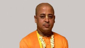 চিন্ময় কৃষ্ণ দাসকে দুই মামলায় জেলগেটে জিজ্ঞাসাবাদের আদেশ