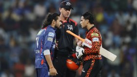 আচরণবিধি ভেঙে বার বার আলোচনায়, এবার নিষিদ্ধ লখনউ স্পিনার