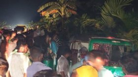 দুই অটোরিকশার মুখোমুখি সংঘর্ষে একটির চালক নিহত, আহত ৭
