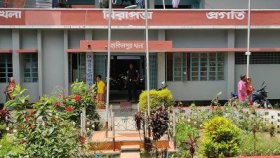 সাইকেল চুরির ঘটনায় মা-মেয়েকে বৈদ্যুতিক খুঁটিতে বেঁধে নির্যাতন