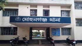 স্কুলছাত্রীকে ধর্ষণের অভিযোগে শিক্ষকের বিরুদ্ধে মামলা