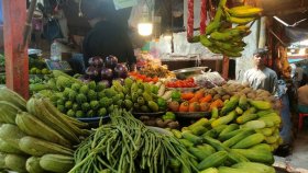 সবজিতে স্বস্তি, মাছ-মাংসের দাম চড়া