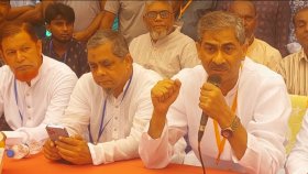 ফ্যাসিস্ট থাবা দিতে বসে আছে, পার্শ্ববর্তী দেশও নাক গলাতে চায়: এ্যানী