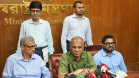 ঈদে নিরাপত্তা নিয়ে সবাইকে সচেতন থাকতে বলেছেন স্বরাষ্ট্র উপদেষ্টা