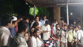 দুই ছাত্র উপদেষ্টার পদত্যাগ চান নুর