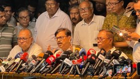 আমরা শুধু একটি সুষ্ঠু নির্বাচন চাই: মান্না