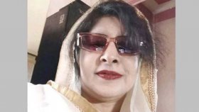 ঘরের মেঝেতে মায়ের রক্তাক্ত লাশ, পিটিয়ে হত্যার দায় স্বীকার পালিত ছেলের