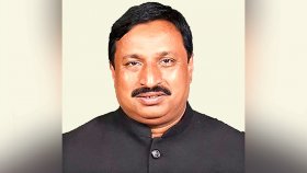 সাবেক এমপি নিজাম উদ্দিন হাজারীসহ ১০ জনের দেশত্যাগে নিষেধাজ্ঞা