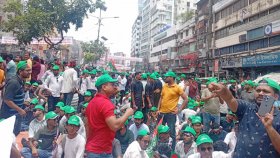 বিএনপির তিন সহযোগী সংগঠনের তারুণ্যের সমাবেশে নেতাকর্মীদের ঢল