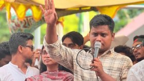আমাদের দেশের ভোটাররা ভোট বিক্রি করে দেয়: হাসনাত আবদুল্লাহ 