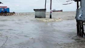 ঘূর্ণিঝড় আতঙ্কে নোয়াখালী উপকূলের মানুষ, অধিকাংশ চরে নেই বাঁধ