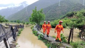 চীনের ইউননান প্রদেশে টানা ভারী বর্ষণে ভূমিধস