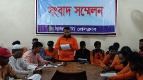 কুয়াকাটা সৈকতের ফটোগ্রাফাররা অনির্দিষ্টকালের কর্মবিরতিতে