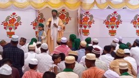 মধ্যপ্রাচ্যের সঙ্গে মিল রেখে চাঁদপুরের অর্ধশতাধিক আজ ঈদ