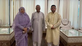 ঈদ উপলক্ষে প্রধান উপদেষ্টার সঙ্গে সস্ত্রীক সাক্ষাৎ করলেন সেনাপ্রধান