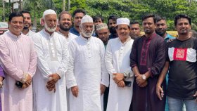 জুলাই শহীদদের স্মরণে কোরবানি দিলেন মঈন খান