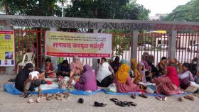 কঠোর কর্মসূচির পথে ‘তথ্য আপা’ কর্মীরা, নাগরিক সমাবেশের ঘোষণা