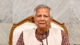 কিংস তৃতীয় চার্লস হারমনি অ্যাওয়ার্ড গ্রহণ করলেন ড. ইউনূস