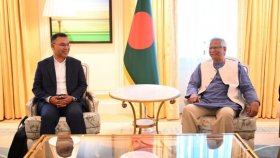 ড. ইউনূসের সঙ্গে তারেক রহমানের বৈঠক শুরু