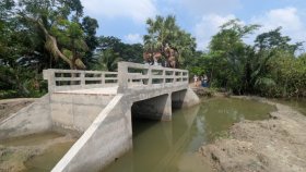২৮ লাখ টাকার কালভার্টের নেই সংযোগ সড়ক