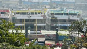 নৌপথে ফিরতি যাত্রীদের উপচে পড়া ভিড়