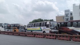 পদ্মা সেতু দিয়ে বেড়েছে যান চলাচল, যানজট নেই