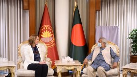 ঢাকায় ভিসা কার্যক্রম ফের চালু করায় অস্ট্রেলিয়াকে ধন্যবাদ জানালেন প্রধান উপদেষ্টা
